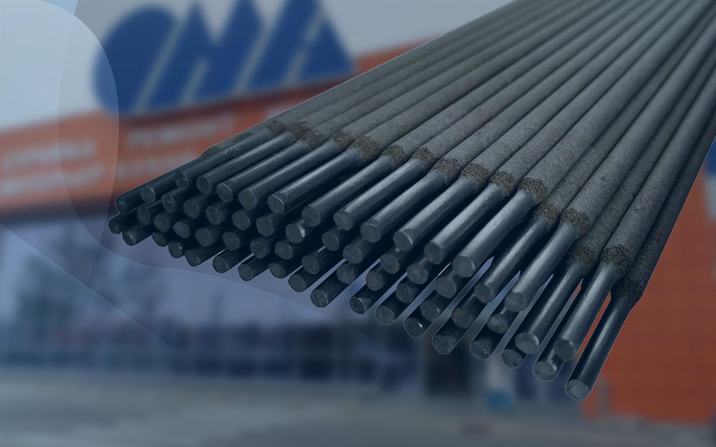 Продажа сварочных электродов производства ООО Ватра в сети магазинов ОМА